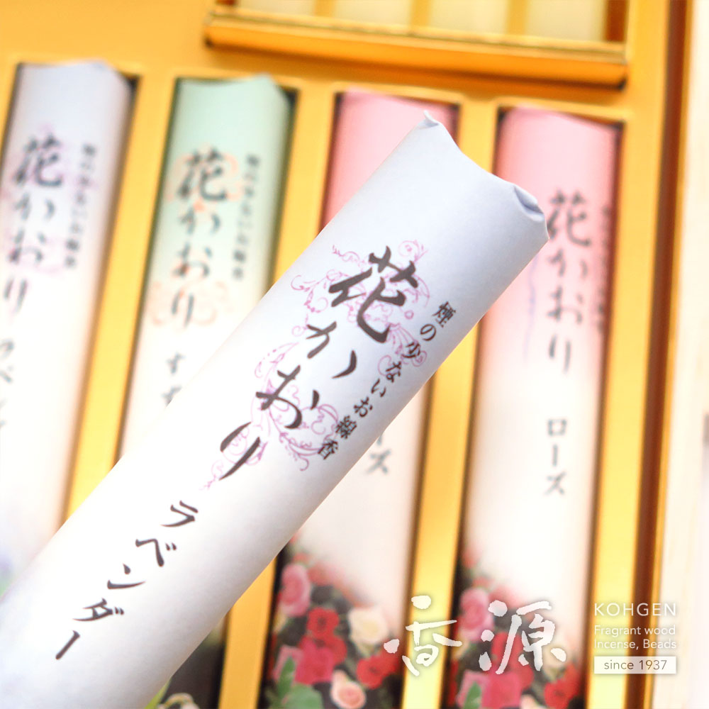 薫寿堂 お線香 贈答用 ギフト 花かおりアソート 蜜蝋ローソクセット 桐