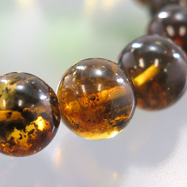 ポーランド産 天然琥珀 13mm玉 ストレート 20．7g 限定品の通販