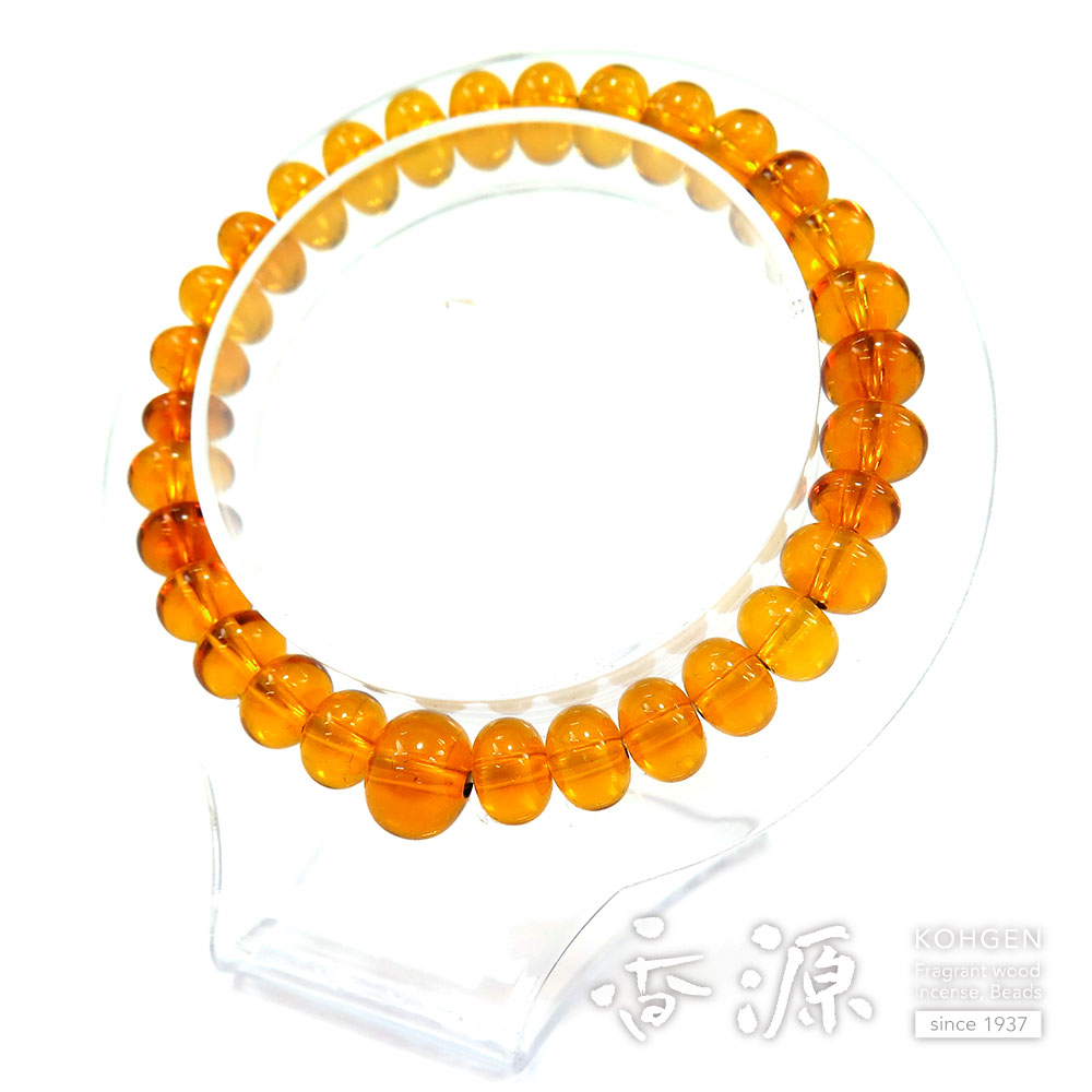 蓮彫り琥珀7mmブレスレット 蓮彫り琥珀7mmブレスレット - メルカリ