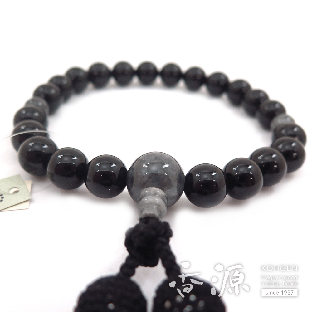 黒オニキス 22玉 片手ビルマ翡翠 仕立て 限定品C