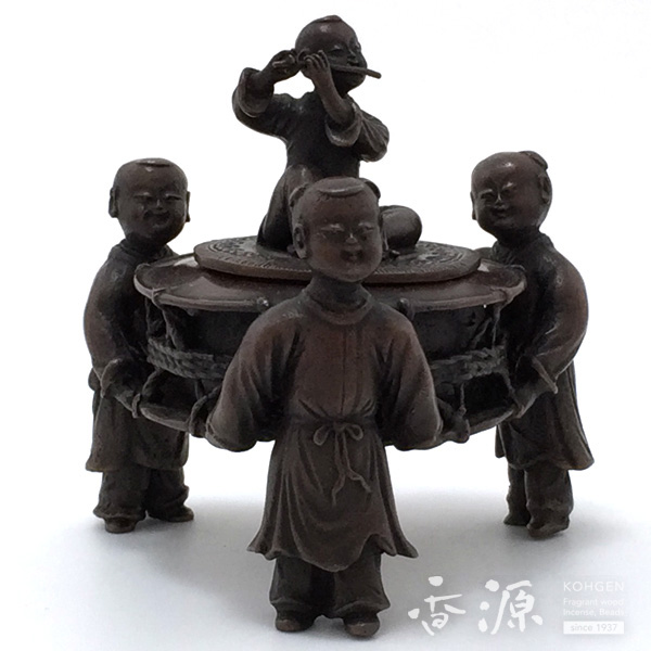 高岡銅器 唐子香炉 正面